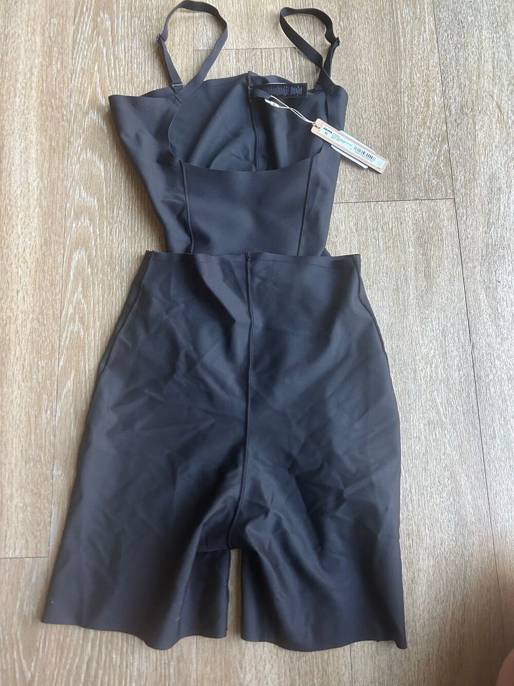 NWT SKIMS Seamless Sculpt Mid-Thigh Bodysuit Black Shapewear One-Piece large